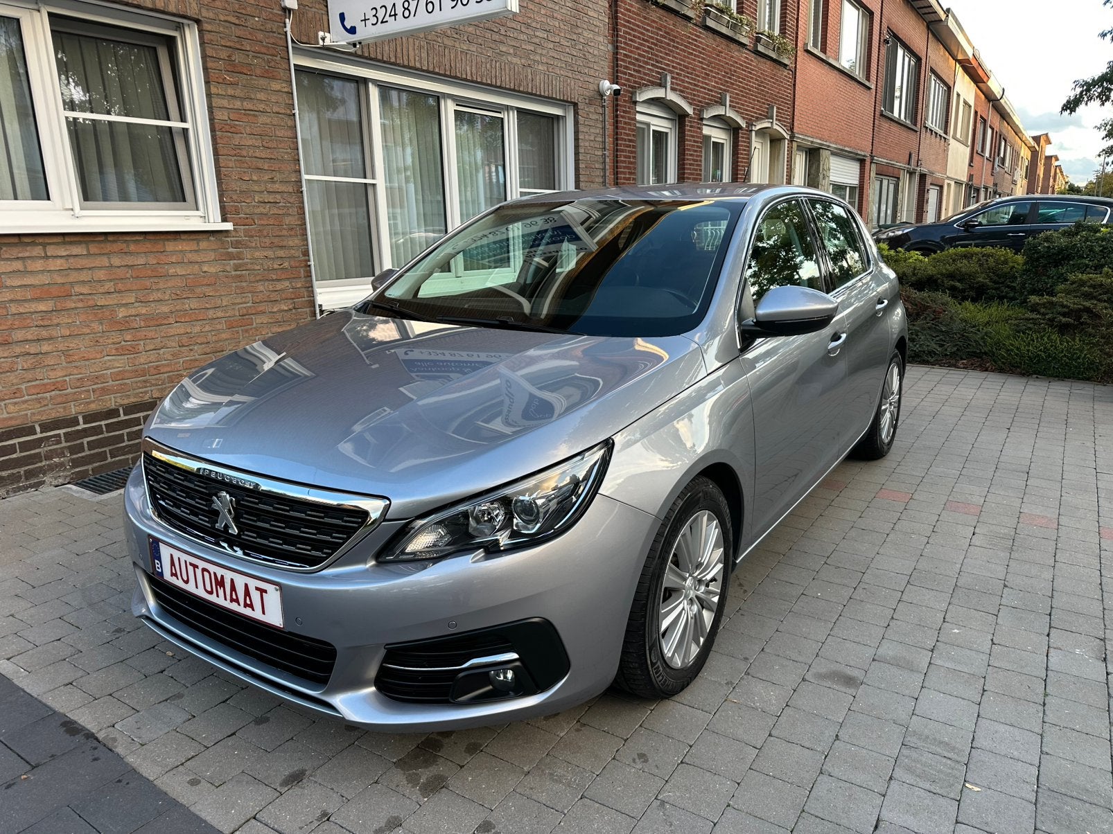 Peugeot 308 1.2i Automaat! Nieuwstaat* Airco*Navi* Garantie!, Autos, Volant multifonction, Achat, Euro 6, Entreprise