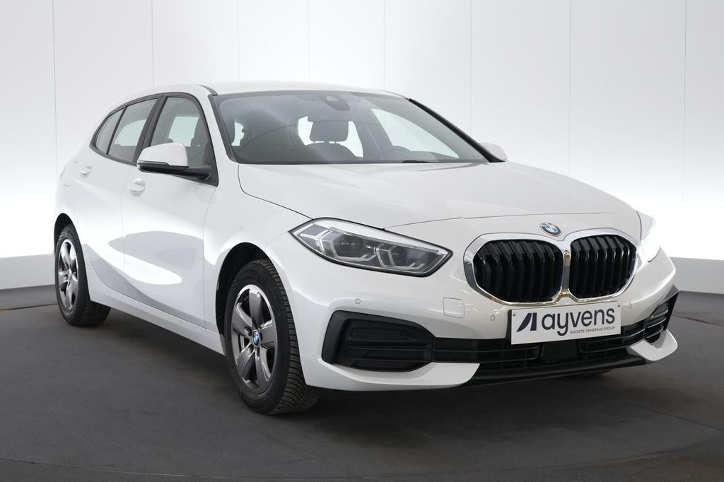 (2DLK404) BMW 1 HATCH, Gebruikt, Euro 6, Wit, Onderhoudsboekje