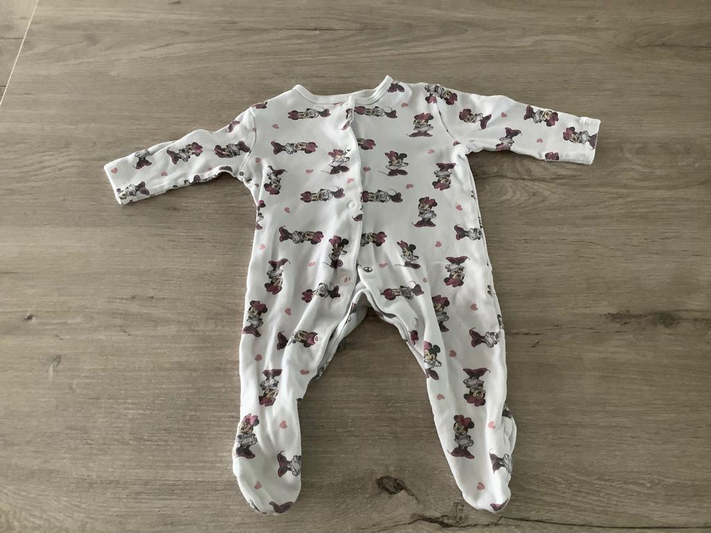 Disney Minnie Mouse baby pakje (Maat 62), Meisje, Ophalen of Verzenden, Zo goed als nieuw, Disney Baby-Primark