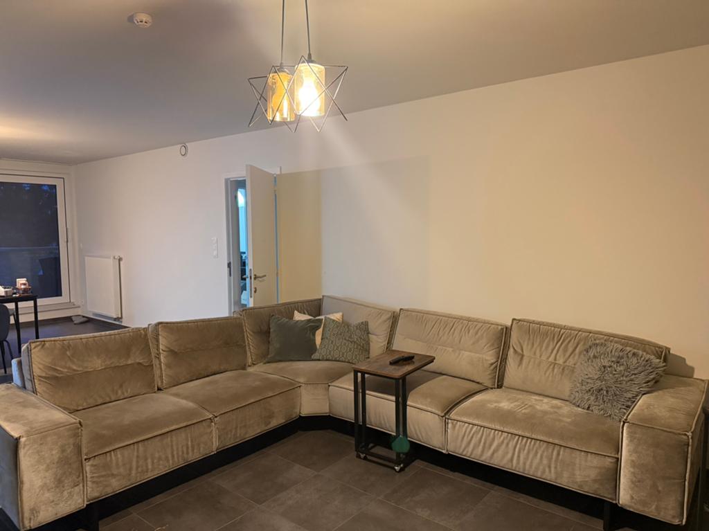 Moderne hoekbank, in zeer goede staat, Maison & Meubles, Canapés | Coins salons complets, Enlèvement ou Envoi, Neuf