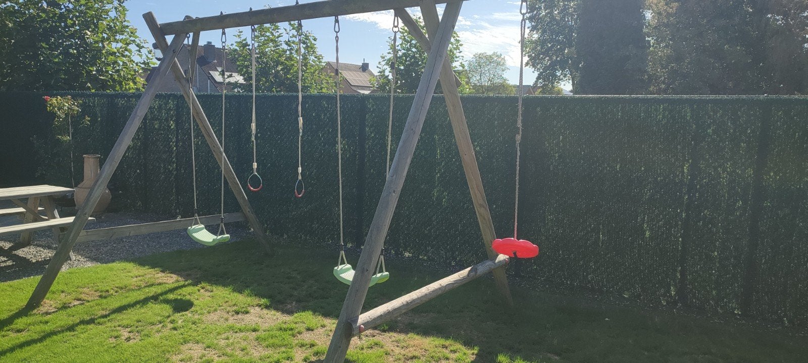 houten schommel, Enlèvement, Utilisé