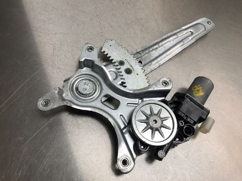 RAAMMECHANIEK RECHTS ACHTER Suzuki SX4 S-Cross (JY), Gebruikt, Suzuki