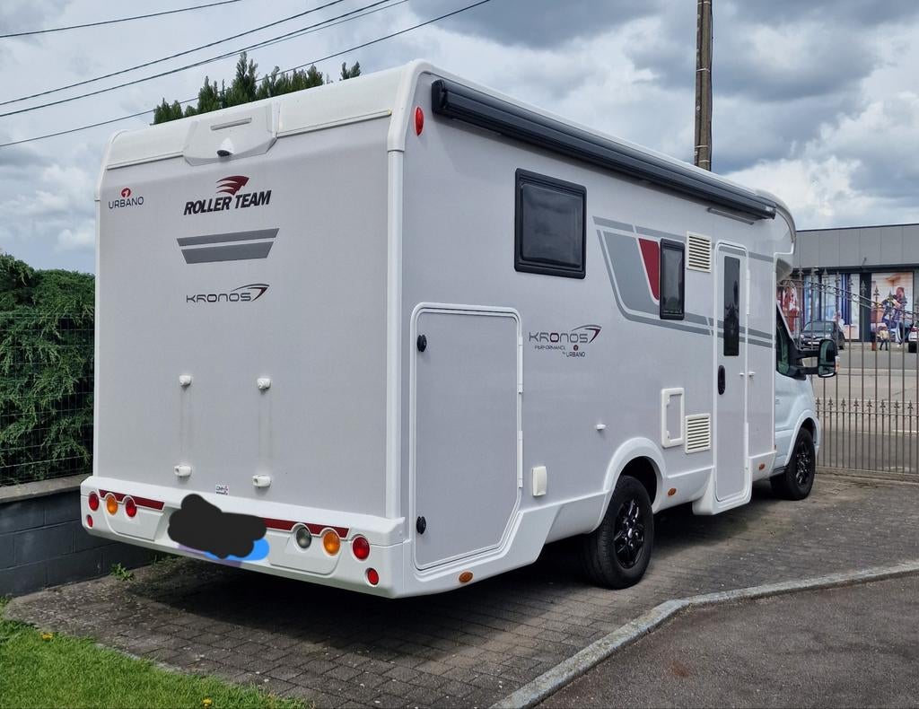 Roller team kronos 265 TL .Ford 2l 170ch boîte auto,5places., Caravanes & Camping, Jusqu'à 5, ESP - Contrôle de stabilité, Toilette à cassette