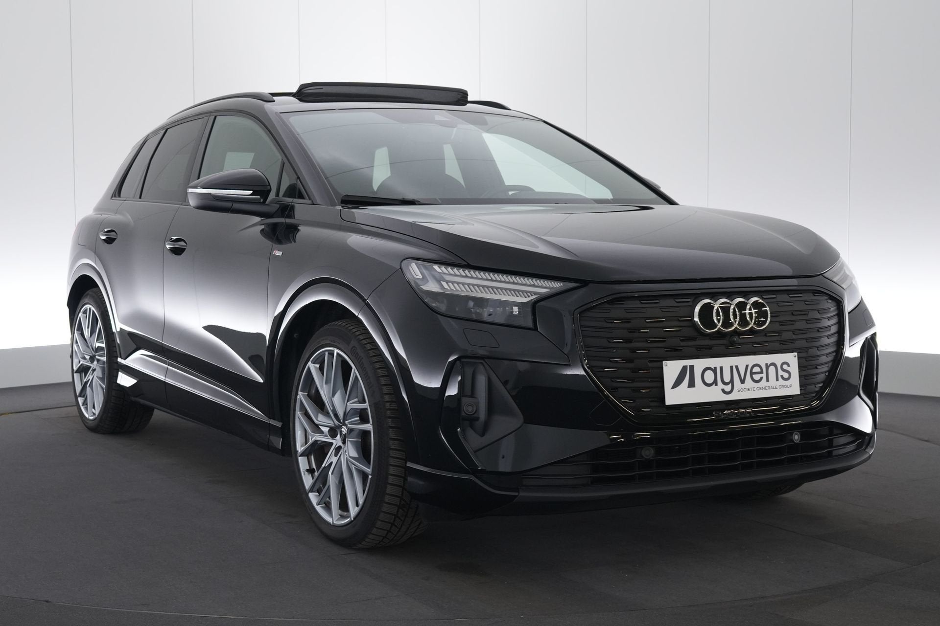 (2GCY994) AUDI Q4 E-TRON, Autos, https://public.car-pass.be/vhr/50c2f8a7-324a-49e6-8a43-a6bdd83abb69, Autres modèles, Achat, Entreprise