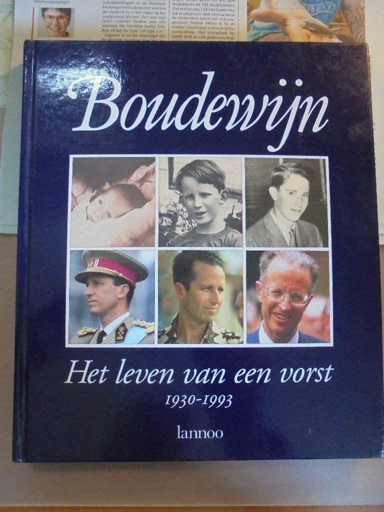 Boek Koning Boudewijn, Verzamelen, Koningshuis en Royalty, Zo goed als nieuw, Tijdschrift of Boek, Ophalen of Verzenden