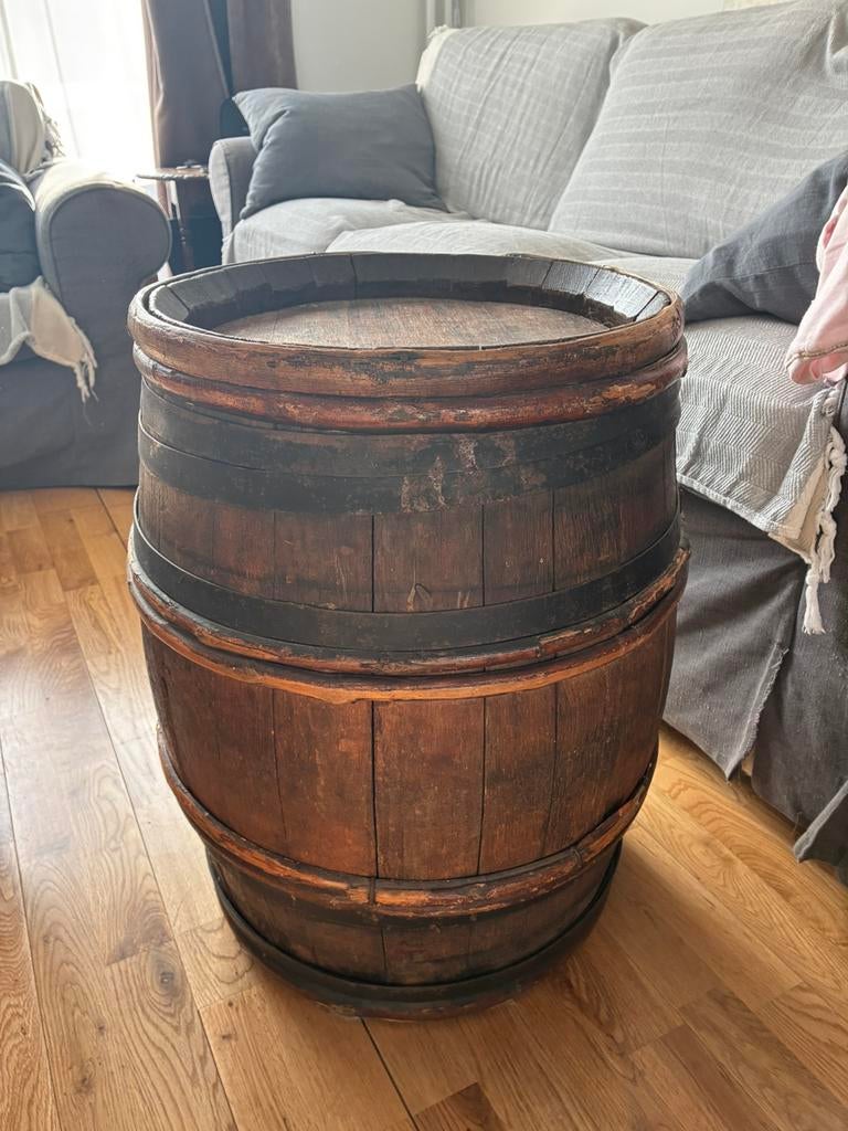 Tonneau de vin, Ophalen, Hout, Bruin, Gebruikt