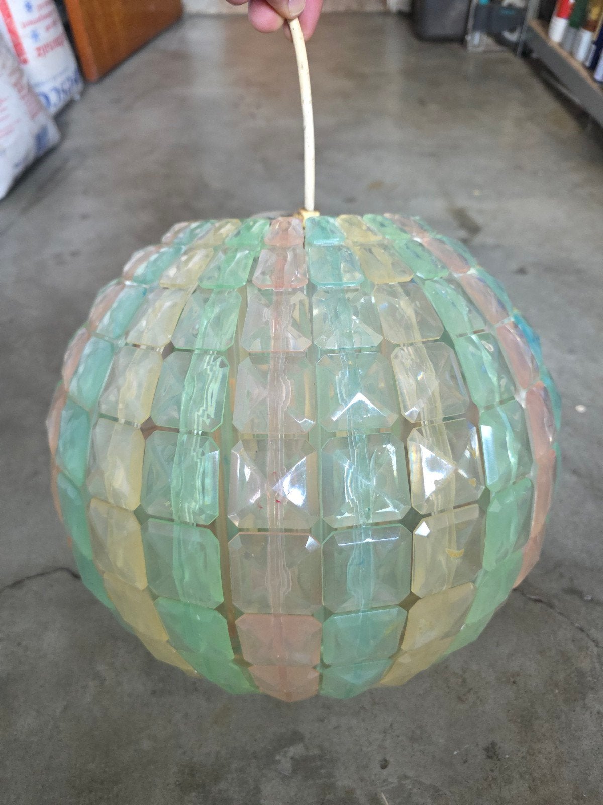 Vintage kunststof designhanger, Ophalen