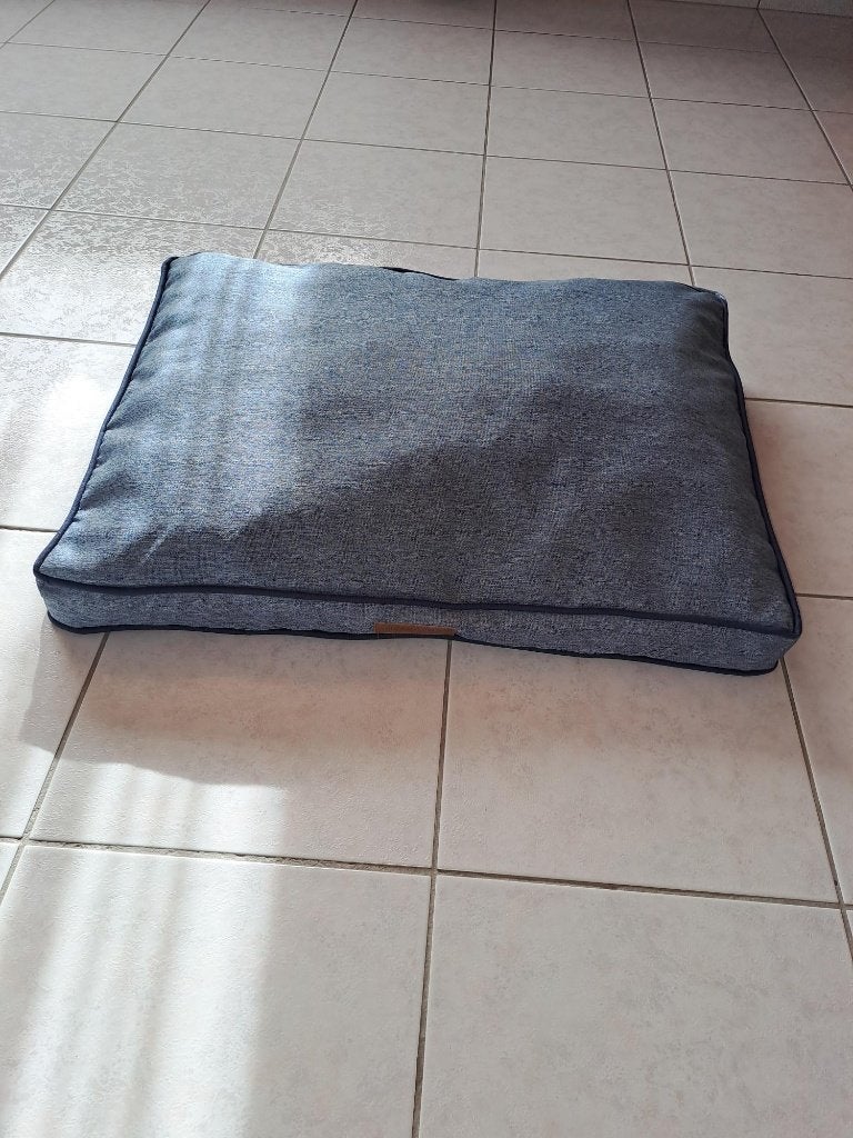 COUSSIN CHIEN, Enlèvement, Comme neuf, Polyester