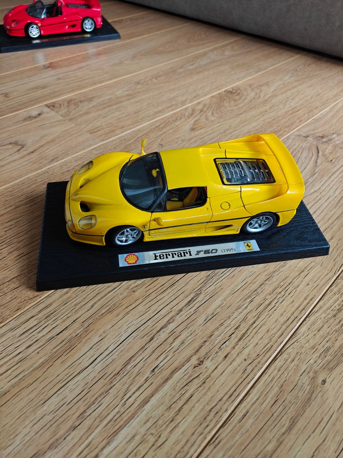 Heel mooie, gedetailleerde modelauto Ferrari F50, Hobby en Vrije tijd, Ophalen, Gebruikt, Auto