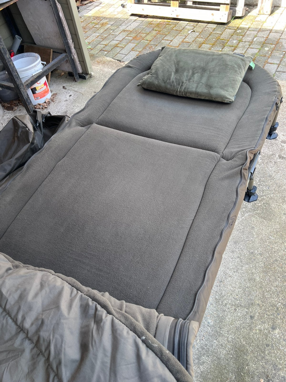 Avid benchmark X STD  bedchair sleepsystem, Enlèvement, Comme neuf