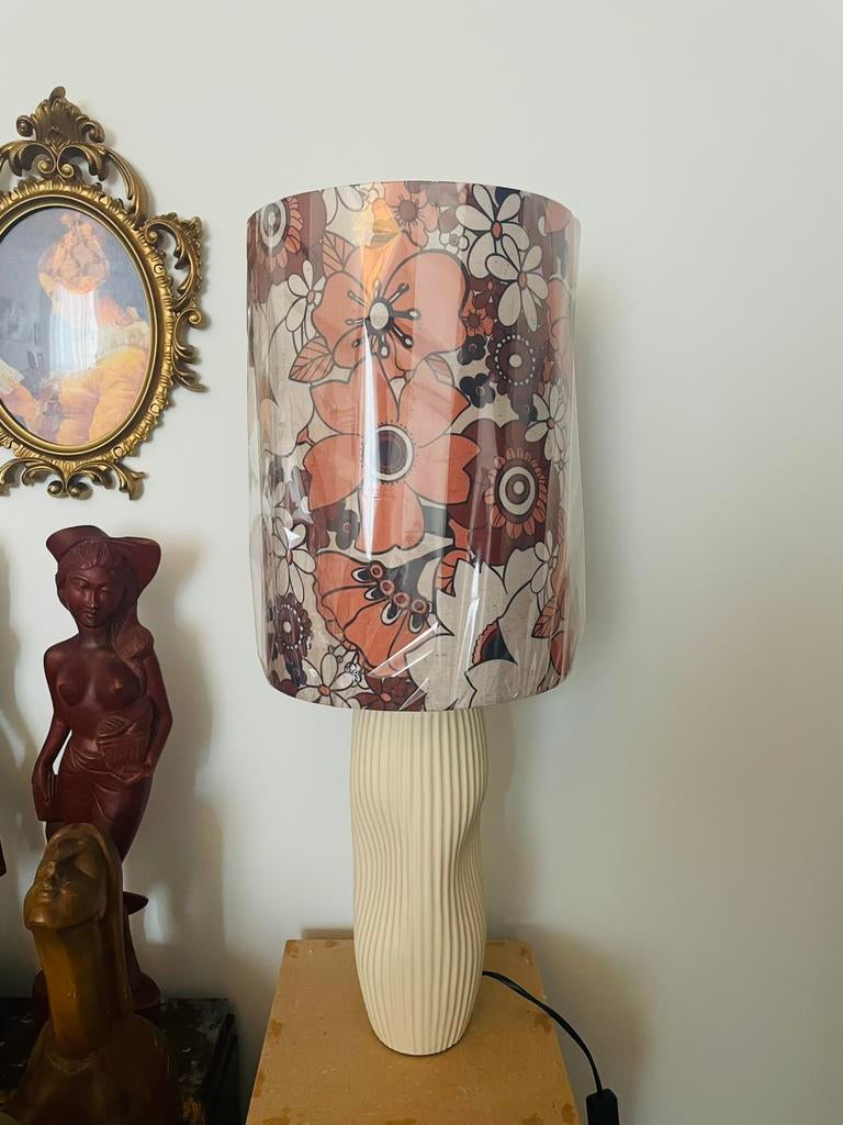 Nieuwe tafellamp met keuze uit 2 verschillende kappen, Ophalen of Verzenden, Zo goed als nieuw
