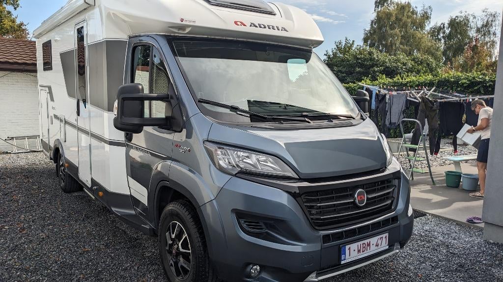 Adria Coral 600 SL Plus, Caravans en Kamperen, Mobilhomes, Automaat, Ringverwarming, Fiat, ESP - Contrôle de stabilité