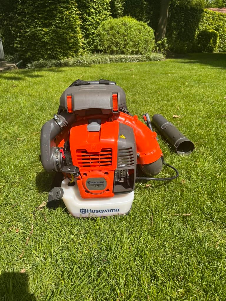 HUSQVARNA bladblazer 570BTS - 2024, Tuin en Terras, Ophalen of Verzenden, Zo goed als nieuw, Benzine
