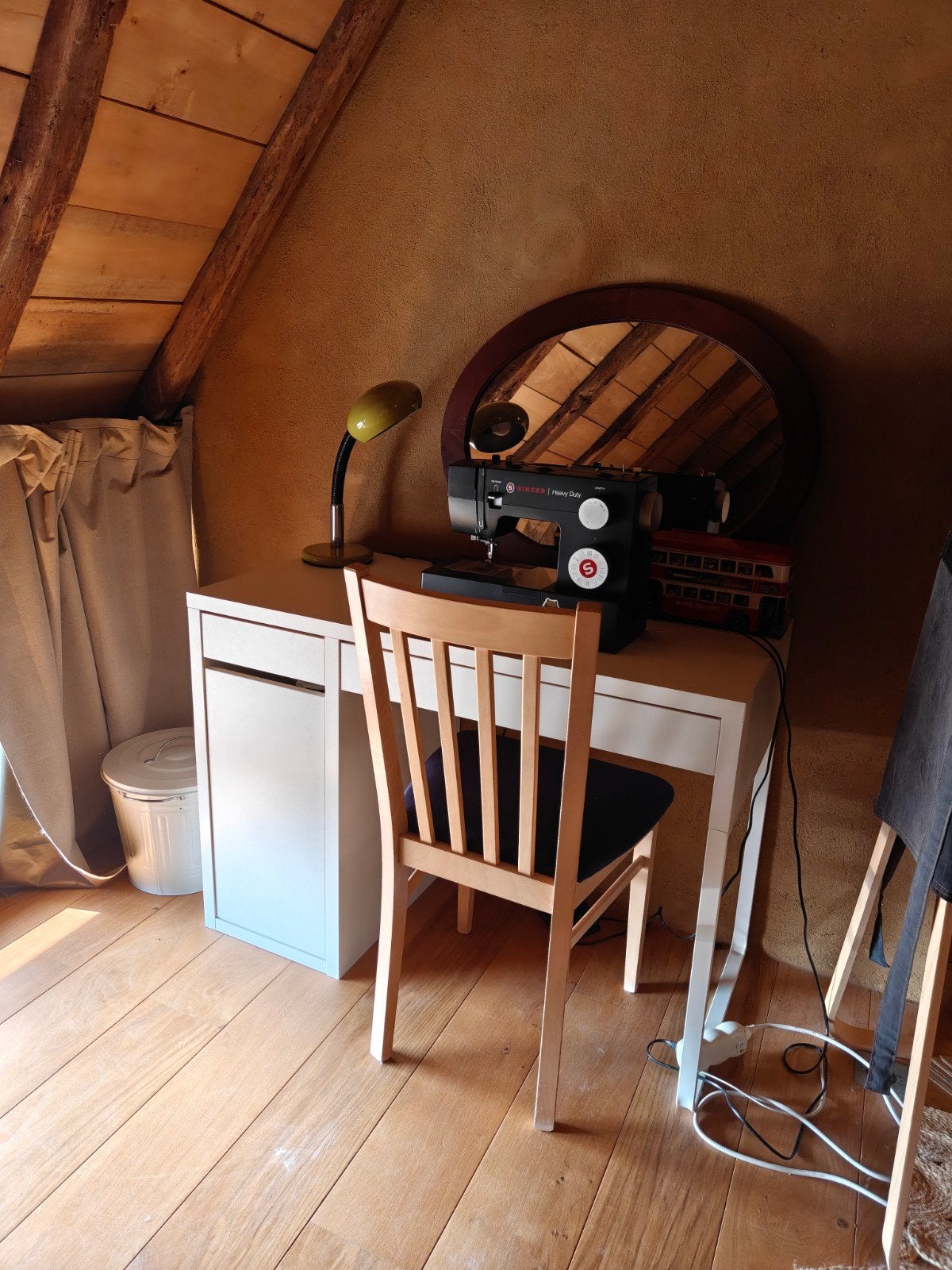 IKEA bureau, Ophalen, Opbergruimte, 105 cm, Hout