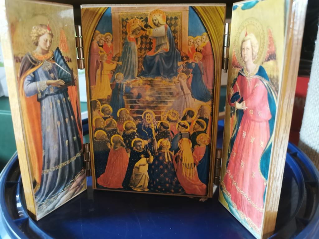 Antiek drieluik, de kroning van de Maagd Maria, Antiek en Kunst, Antiek | Religieuze voorwerpen, Ophalen