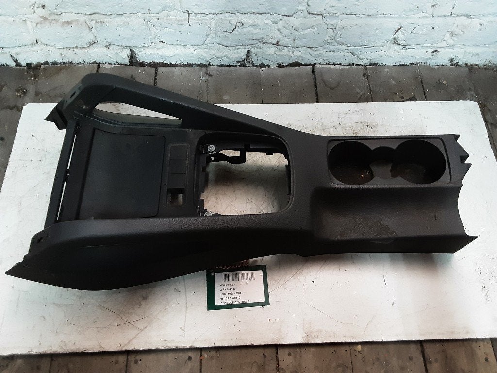 CONSOLE CENTRALE Volkswagen Golf V (1K1) (1K0863323C), Volkswagen, Mevr. I. Hauben, Utilisé, Rue de l'Espoir 34 34
4030  GRIVEGNÉE, BE