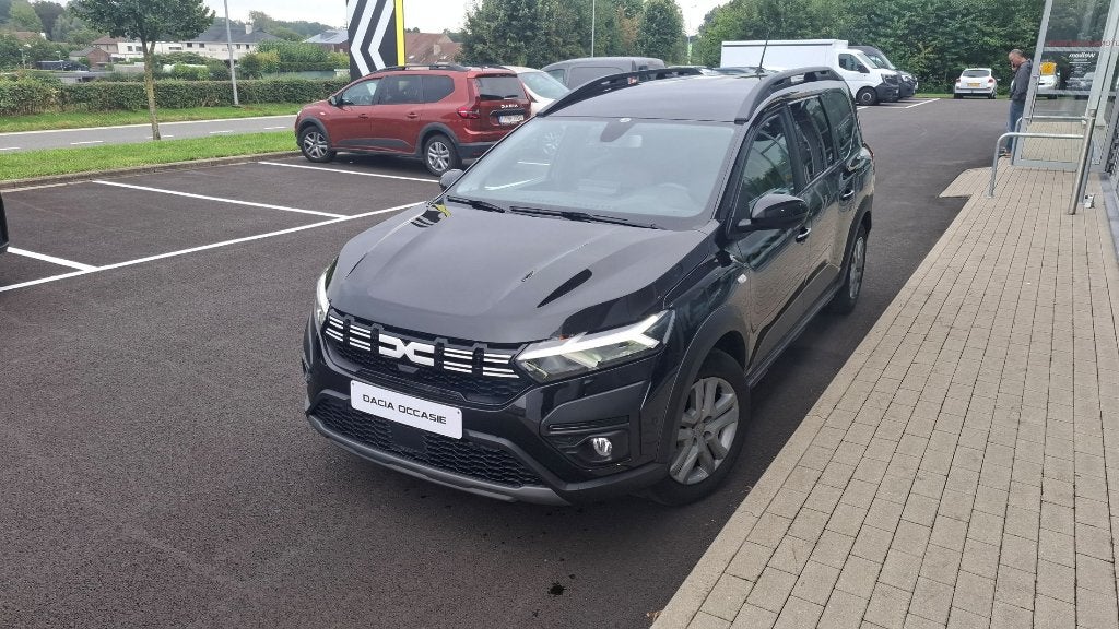 Dacia Jogger benz+LPG, airco, GPS, camera, 7 zitpl, trekhaak, Auto's, Voorwielaandrijving, Dealer onderhouden, Stof, Euro 6
