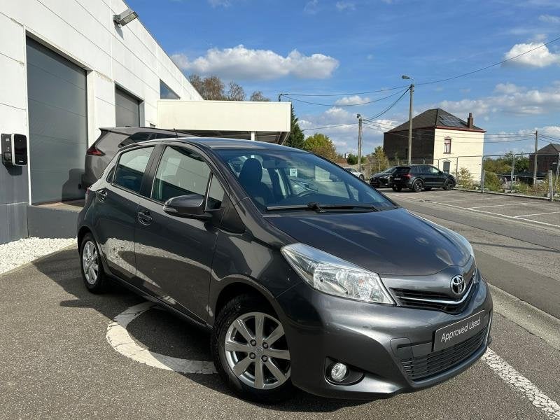 Toyota Yaris Life, Euro 5, 998 cm³, 69 ch, Boîte manuelle