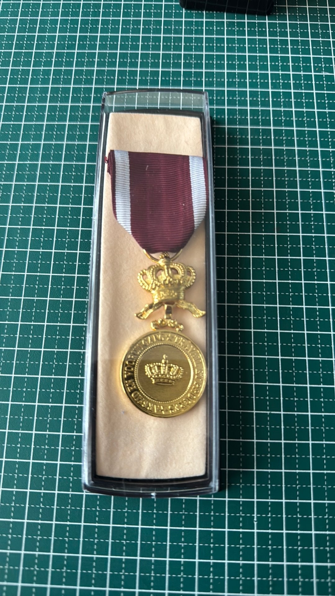 Médaille d'or de l'Ordre de la Couronne, Collections, Enlèvement ou Envoi, Comme neuf