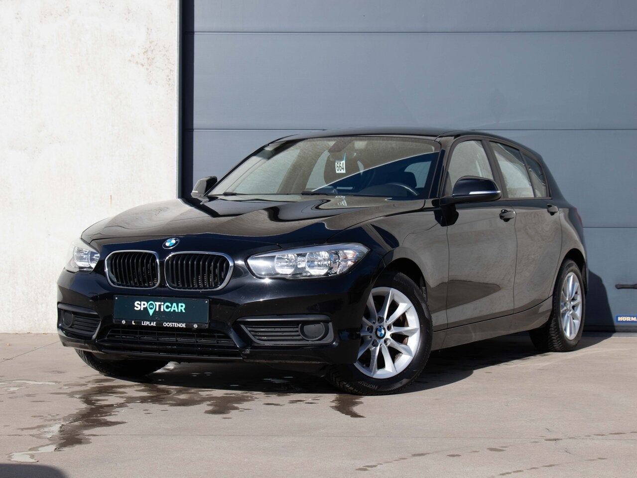 BMW 118 118i 136PK|SENSOREN|AIRCO|ALU VELGEN|ZETELVERWARMIN, Auto's, Zwart, Zwart, Bedrijf, 5 deurs