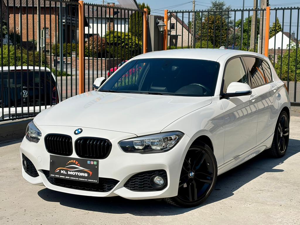 BMW 116Da PACK M LCI BOÎTE AUTOMATIQUE 2015 FACELIFT EURO 6B, Auto's, BMW, Automaat, Alcantara, Wit, Bedrijf