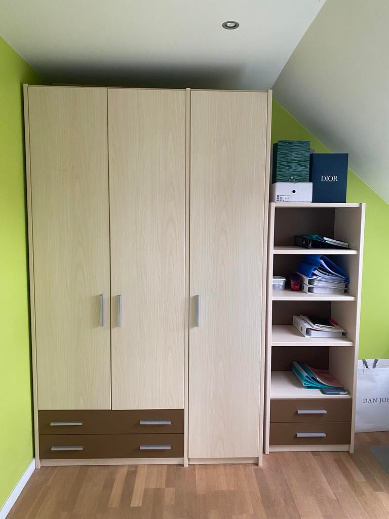 Junior slaapkamer in berk met groen/bruin, Huis en Inrichting, Kasten | Kleerkasten, Ophalen, Zo goed als nieuw