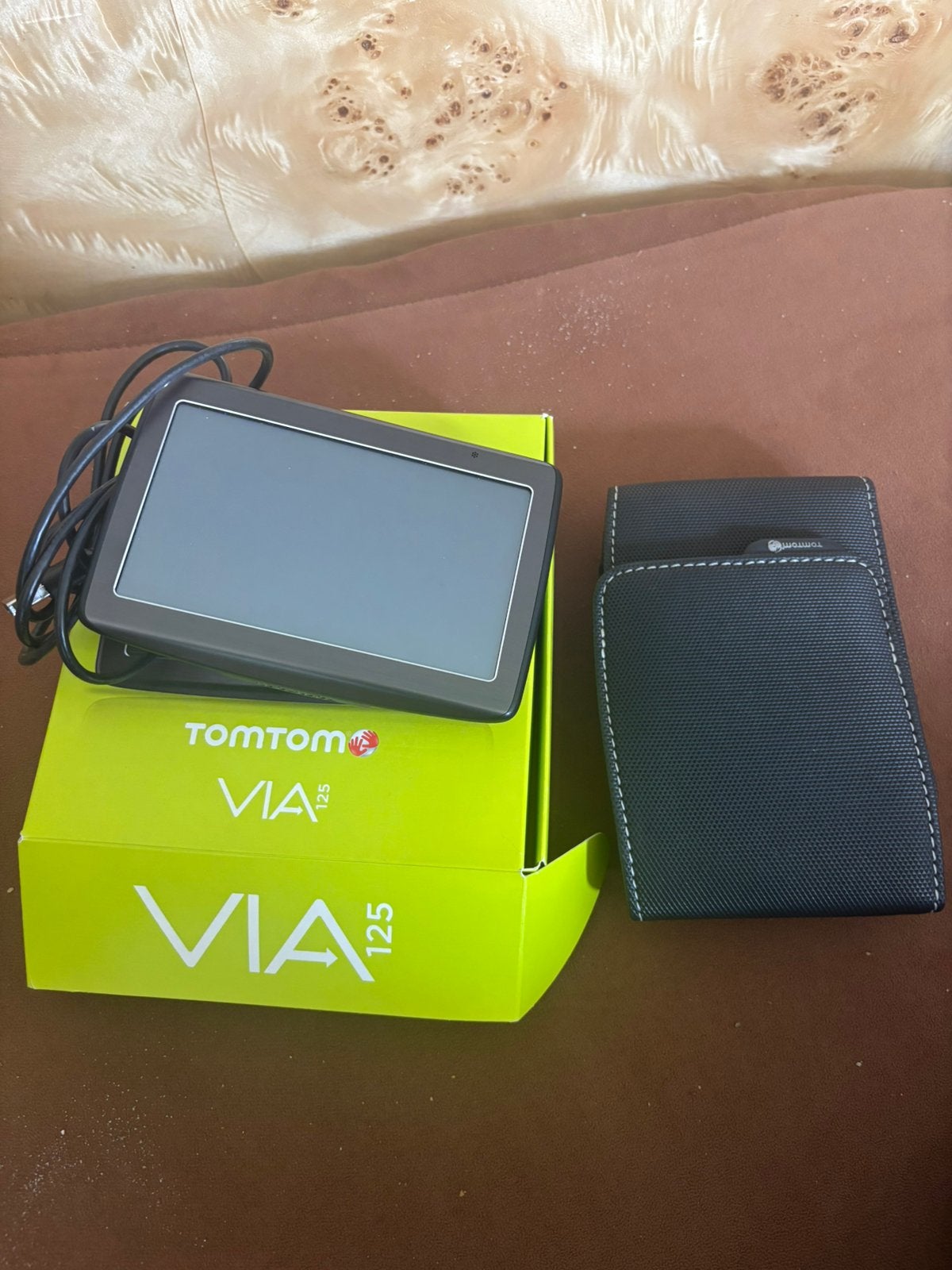 TomTom is nog nieuwe, Consoles de jeu & Jeux vidéo, Consoles de jeu | Nintendo 2DS & 3DS, Enlèvement, Comme neuf