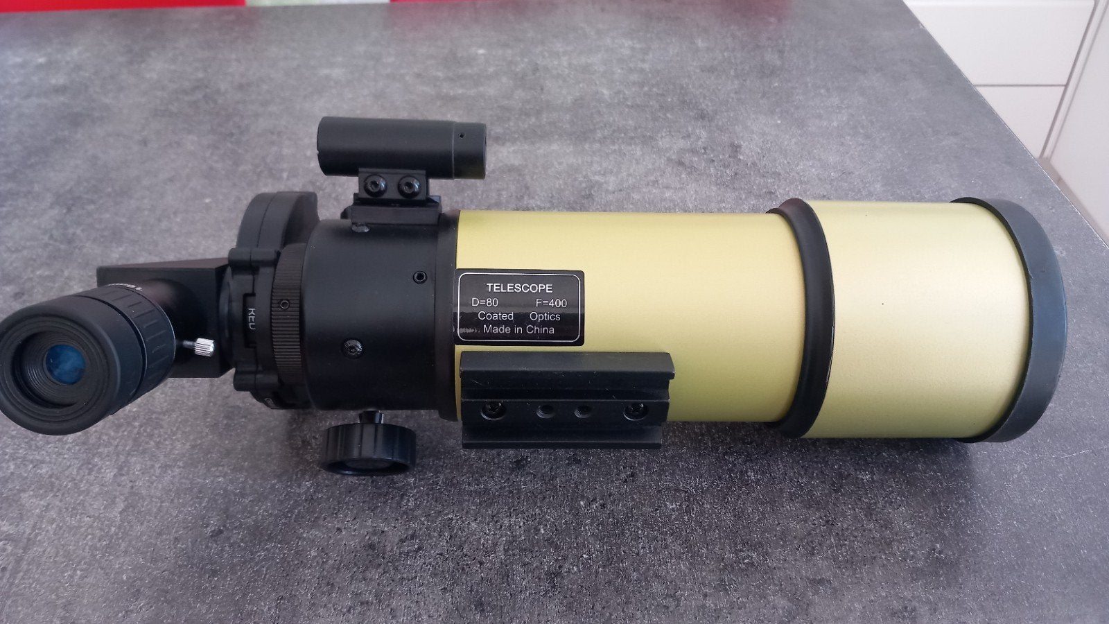 Telescope acuter filtre solaire., Enlèvement