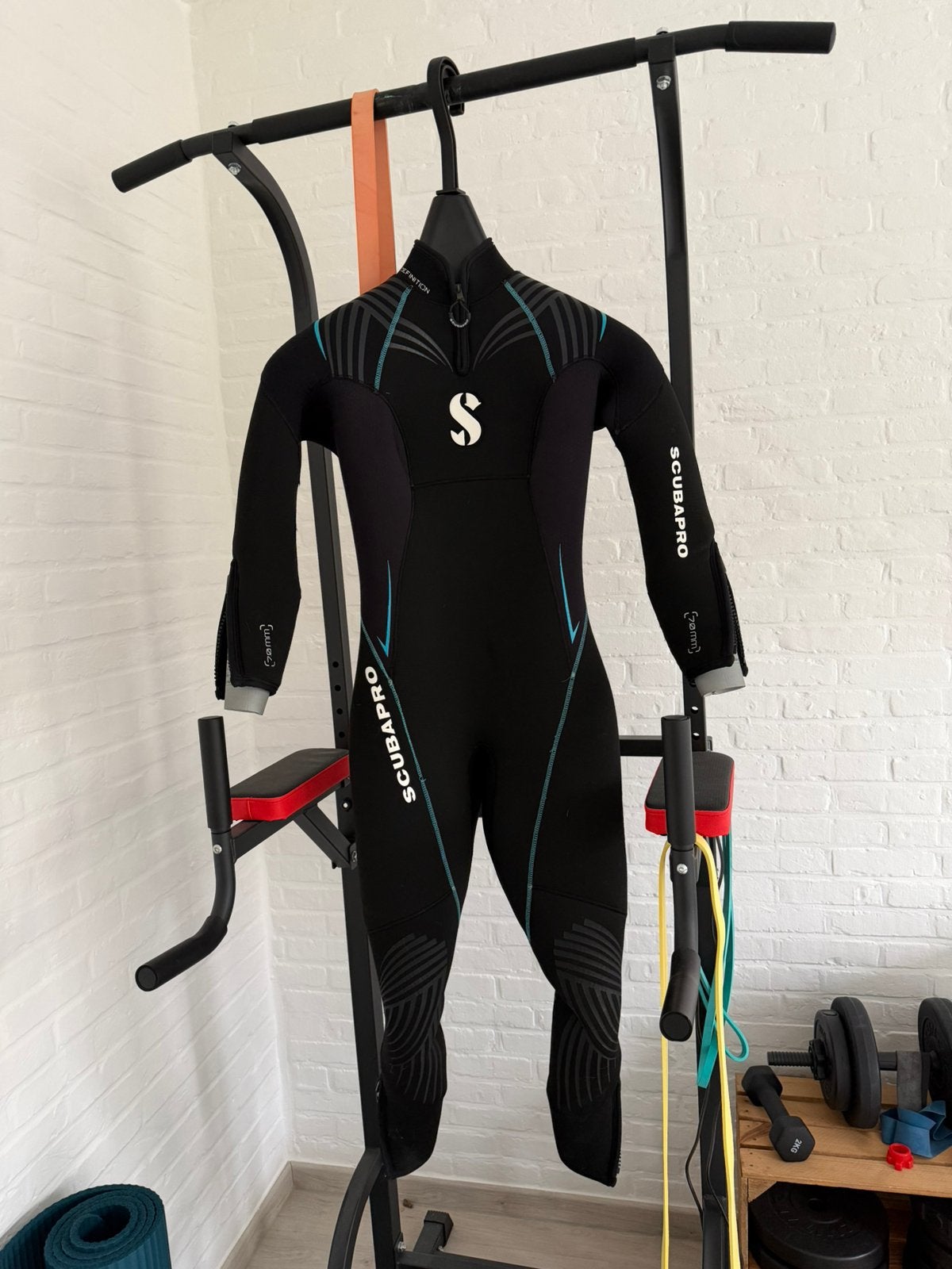 Scubapro duikpak dames maat S 7mm, Sports nautiques & Bateaux, Plongée, Enlèvement, Comme neuf, Combinaison de plongée