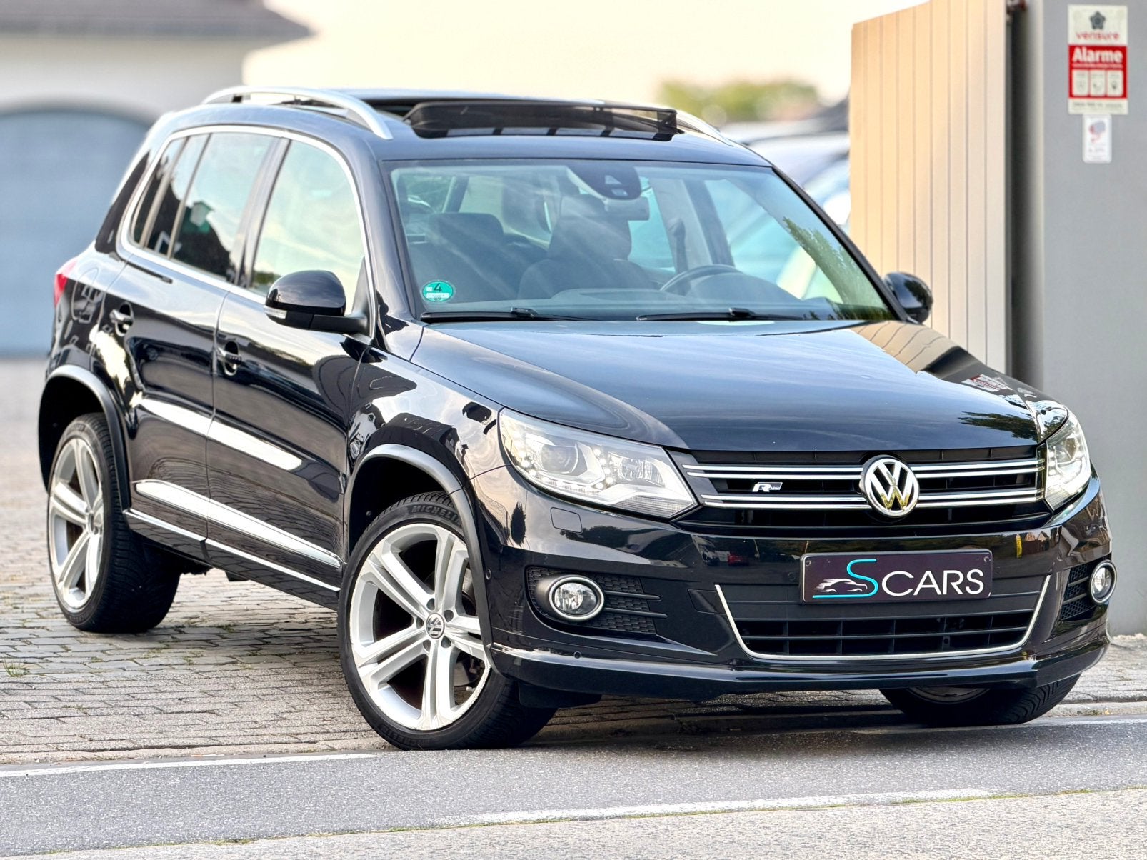 Vw Tiguan R-Line 2014 ** Xenon ** Panorama ** 117.000 km **, Autos, Euro 5, Achat, Entreprise, Garantie prolongée