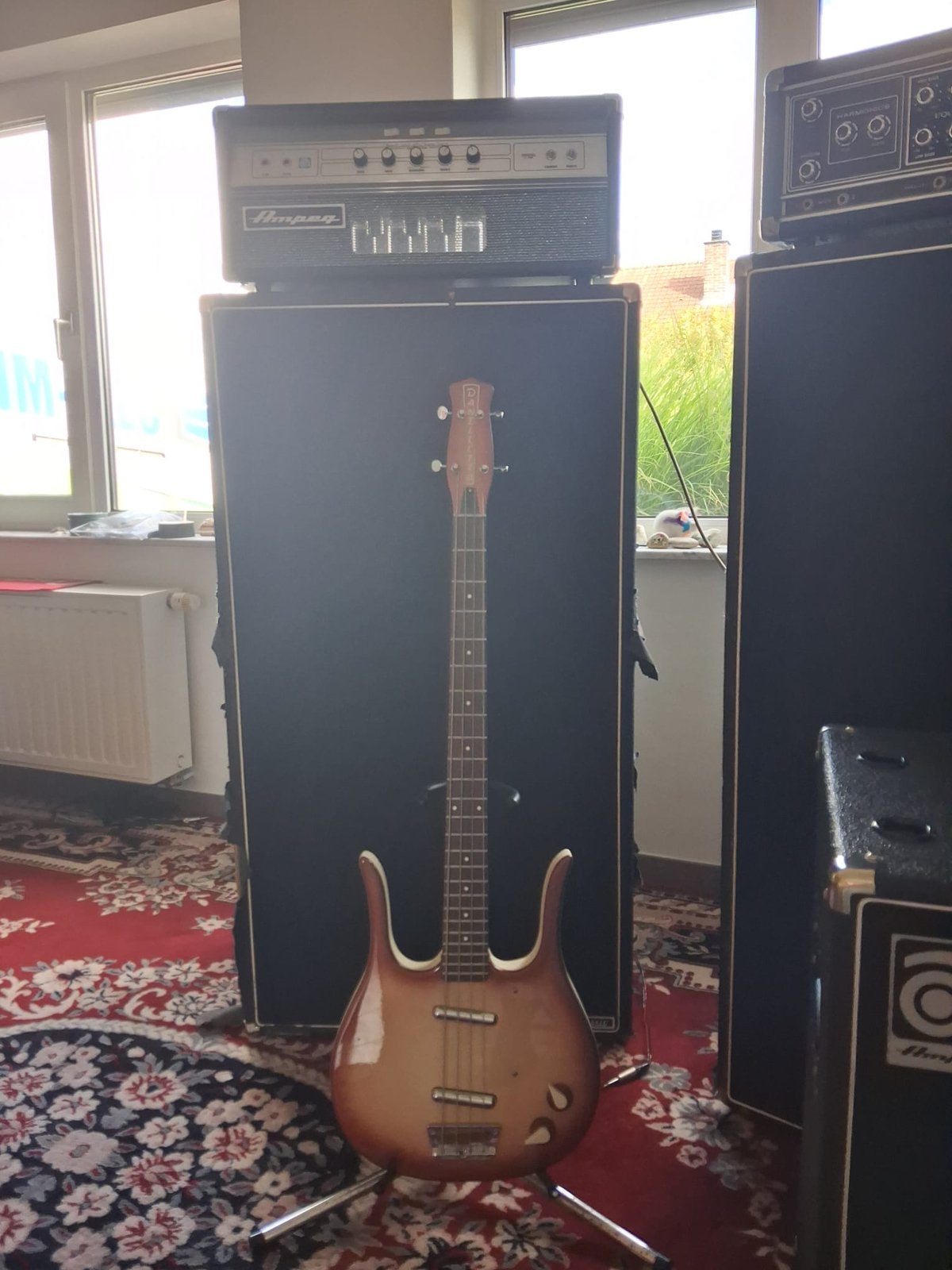 Guitare basse Danelectro Longhorn, Musique & Instruments, Enlèvement, Comme neuf