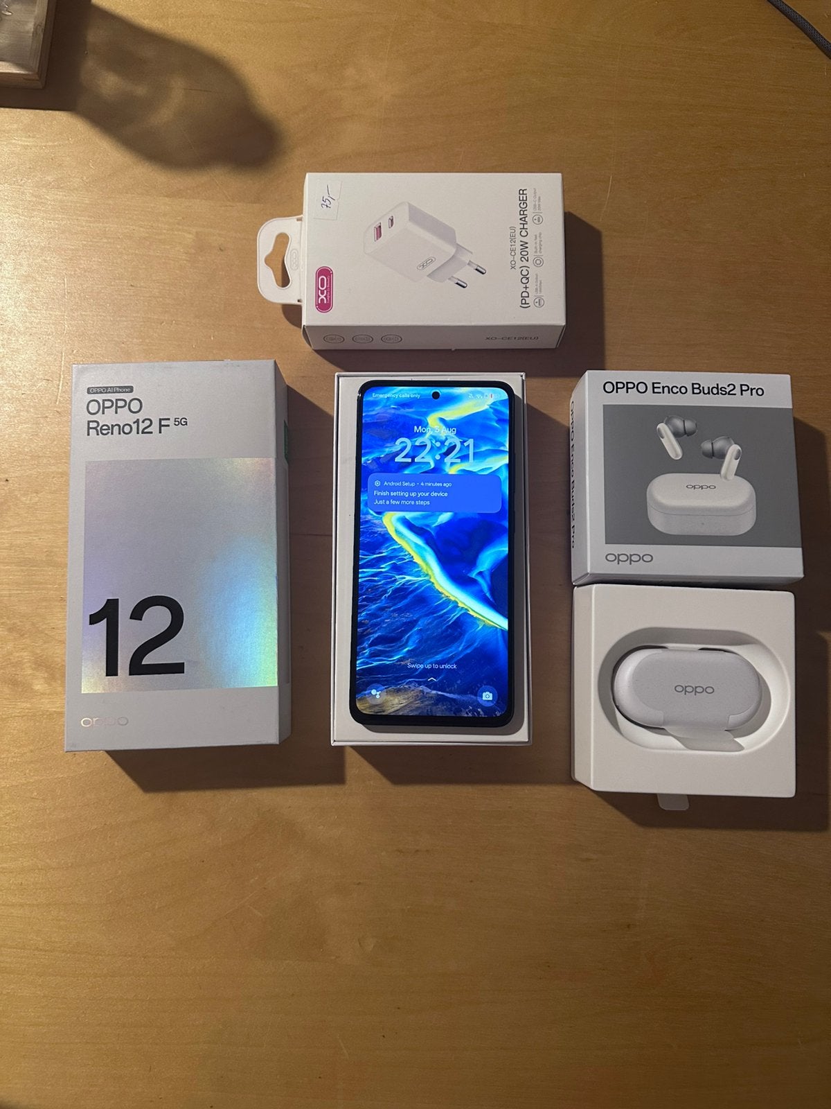Oppo Reno 12F 5G + écouteurs Oppo Enco 2 Pro, Télécoms, Neuf, Autres modèles, 6 mégapixels ou plus, Enlèvement
