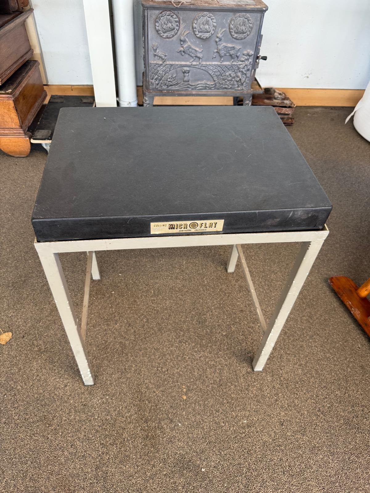 Table en marbre, Enlèvement