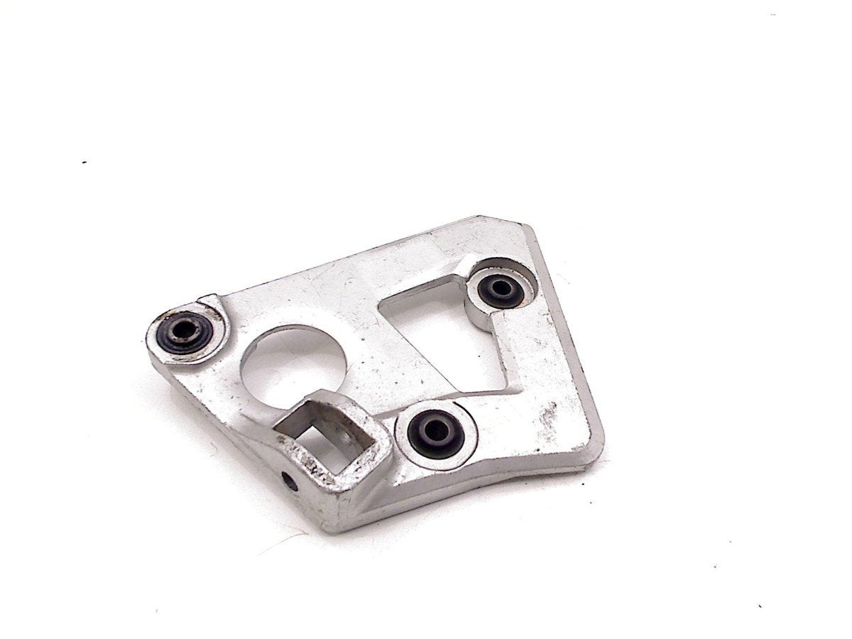 SCHETSPLAAT RECHTS VOOR Suzuki (20C-r), Motoren, Dhr. S. di Majo, Gebruikt, Info@cama-motorparts.nl, P.J. Troelstraweg 8 8
3144 CX  MAASSLUIS, NL