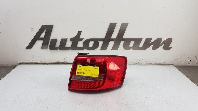 FEU ARRIÈRE DROIT Jetta IV (162 / 16A) (|5C6945096H|), Utilisé, Volkswagen