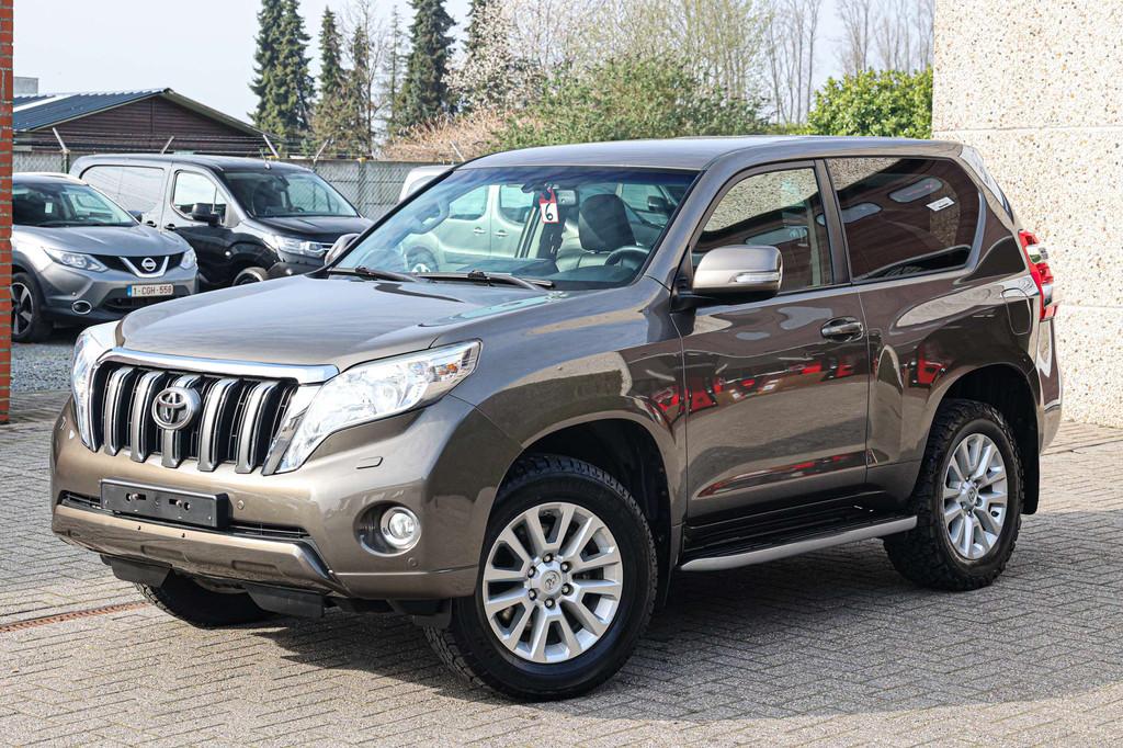 Toyota Land Cruiser AUTOMAAT*LEDER*ACHTERUITRIJCAMERA*EURO-6, Auto's, Toyota, Automaat, Gebruikt, 4 cilinders, Parkeersensor