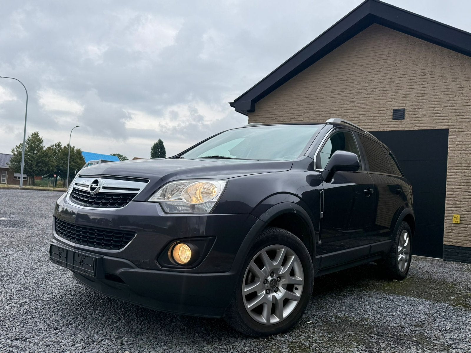 Opel Antara 2.4i  // 168 PK, Zwart, Leder, Parkeersensor, 5 deurs