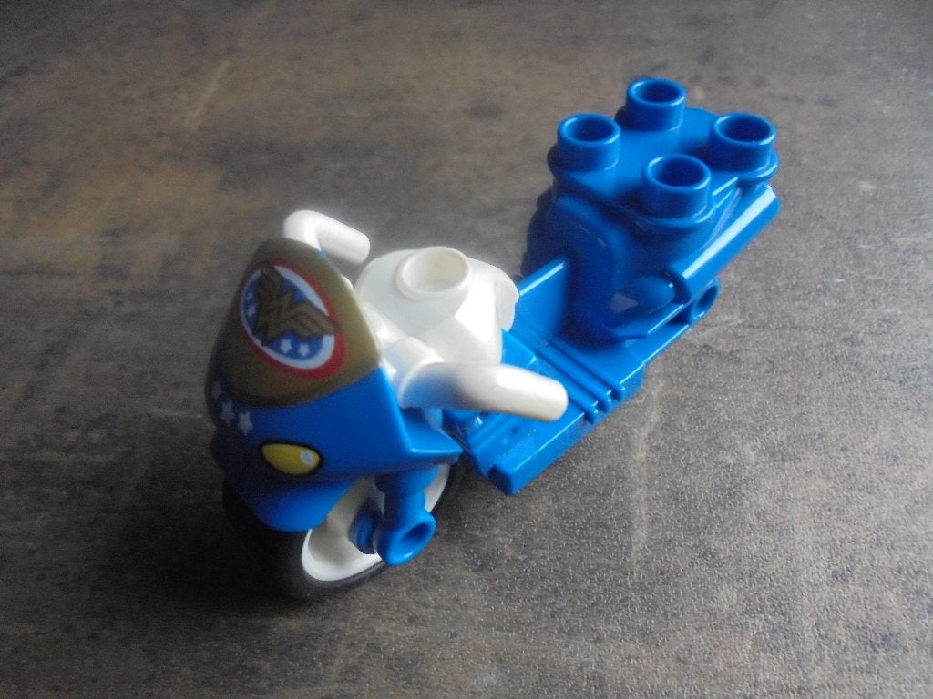 Lego Duplo Super Heroes Figure Wonder Woman (zie foto's), Enlèvement ou Envoi, Utilisé, Briques en vrac, Duplo