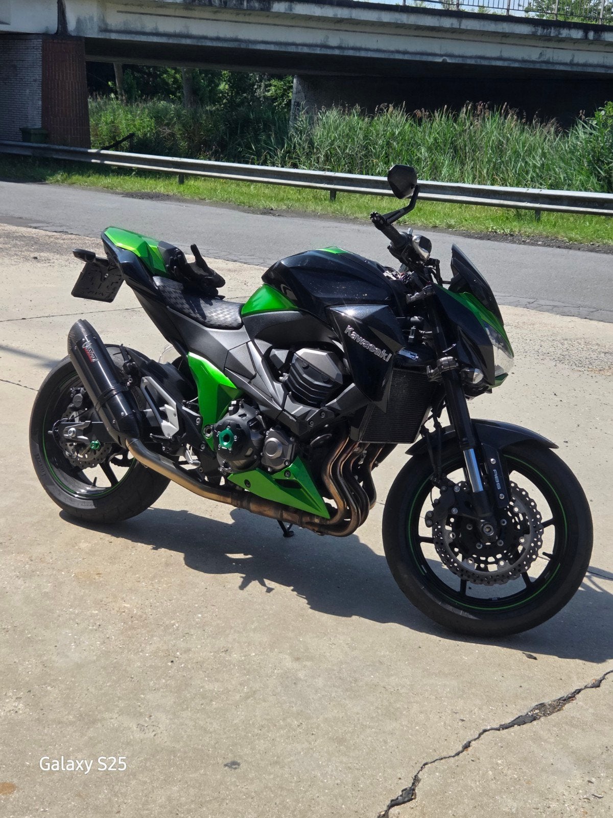 kawasaki z800 2013.   15.xxxkm, Motoren, Occasion, 4 cilinders, Motorrijbewijs A, Particulier