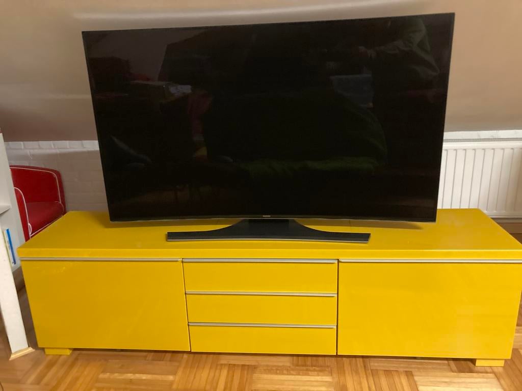 Tv meubel hoogglans geel bestå, Ophalen, Zo goed als nieuw