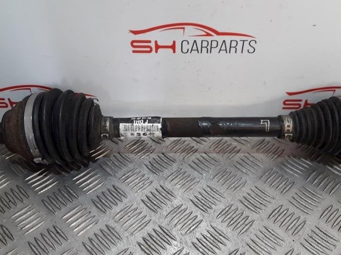 Arbre de transmission avant gauche d'un Volkswagen Golf, Volkswagen, -, 3 mois de garantie, Utilisé