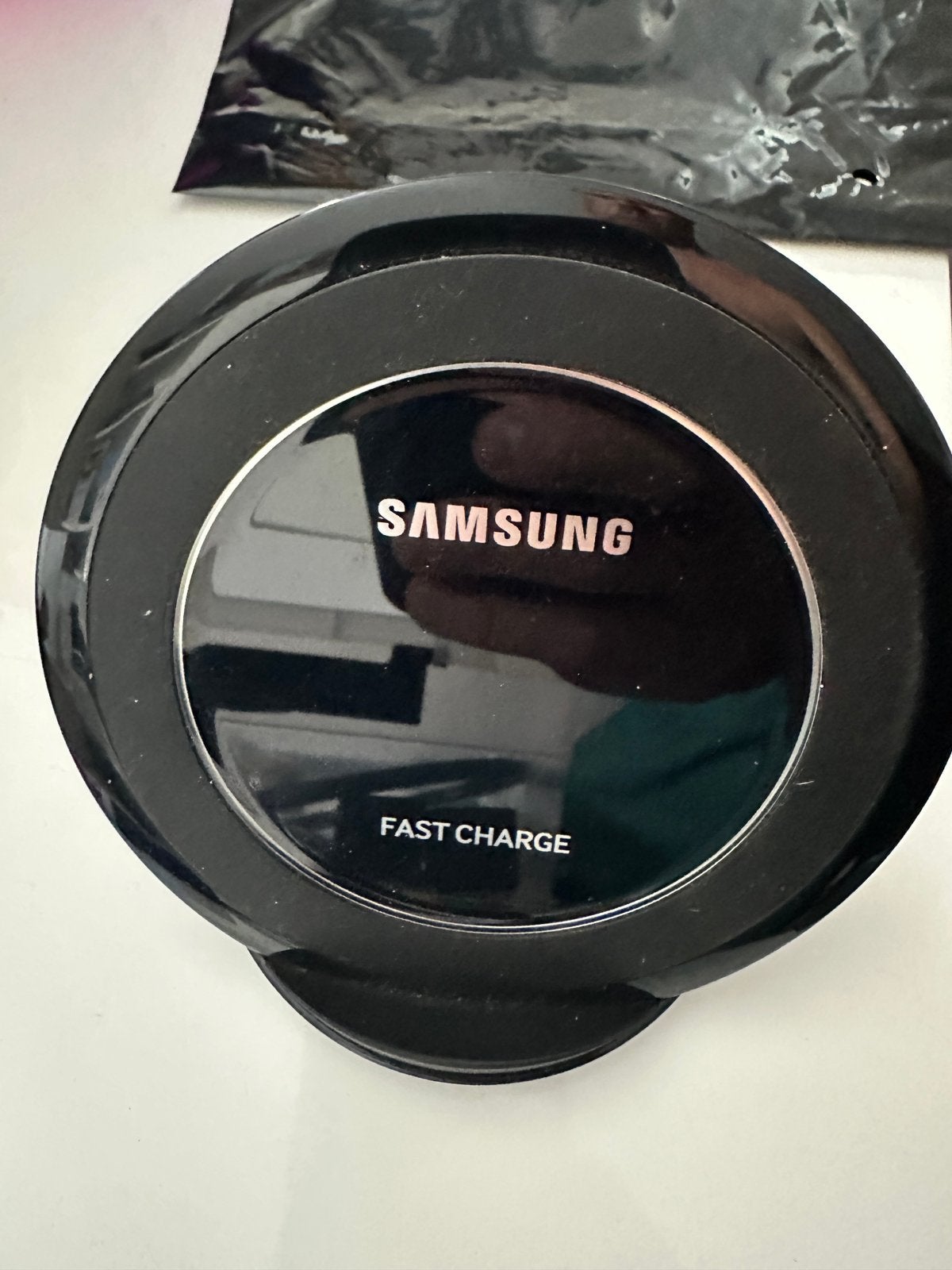 Samsung fast desktop charger, Telecommunicatie, Mobiele telefoons | Telefoon-opladers, Ophalen of Verzenden, Zo goed als nieuw
