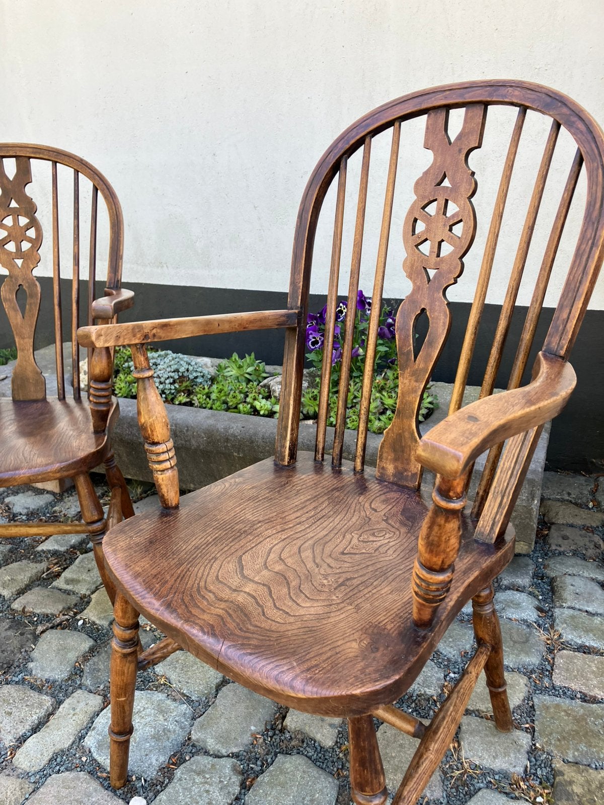 2 Windsor wheelback armchairs, Antiek en Kunst, Antiek | Meubels | Stoelen en Sofa's, Ophalen