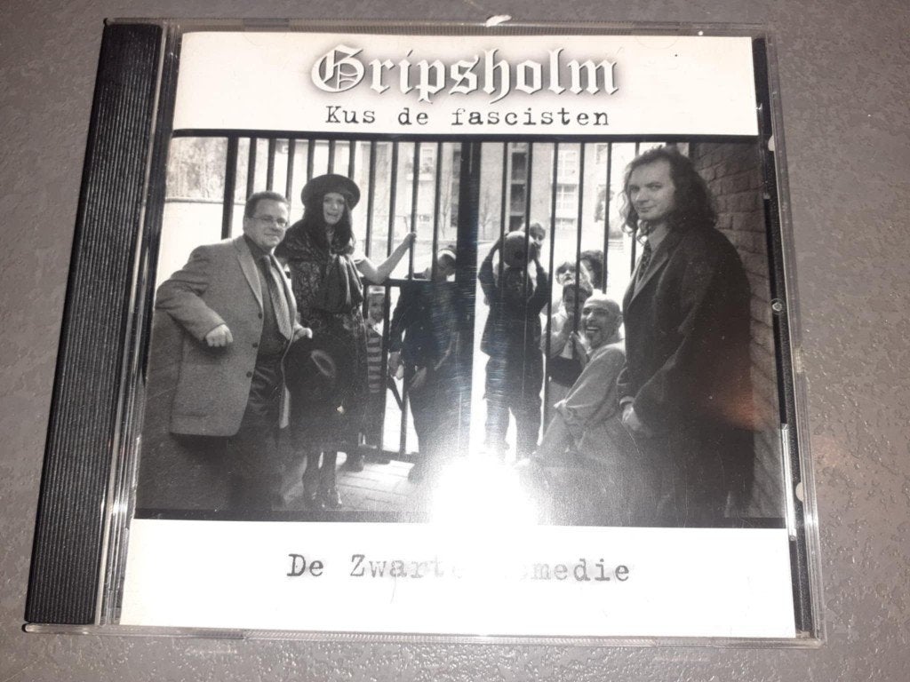 Theater De Zwarte Komedie, Gripsholm, Kus De Fascisten, CD & DVD, CD | Néerlandophone, Enlèvement ou Envoi, Comme neuf, Autres genres