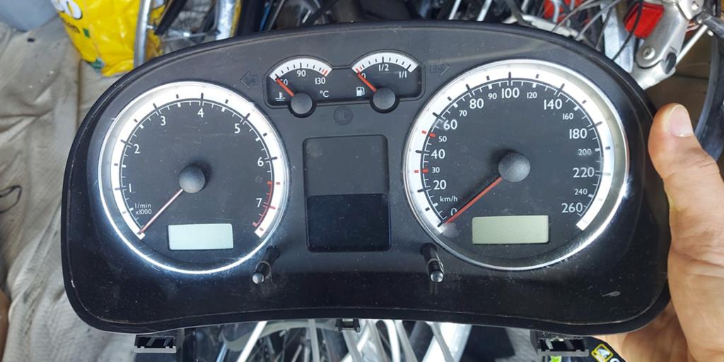 Compteur Volkswagen Golf 4, Enlèvement, Utilisé, Volkswagen