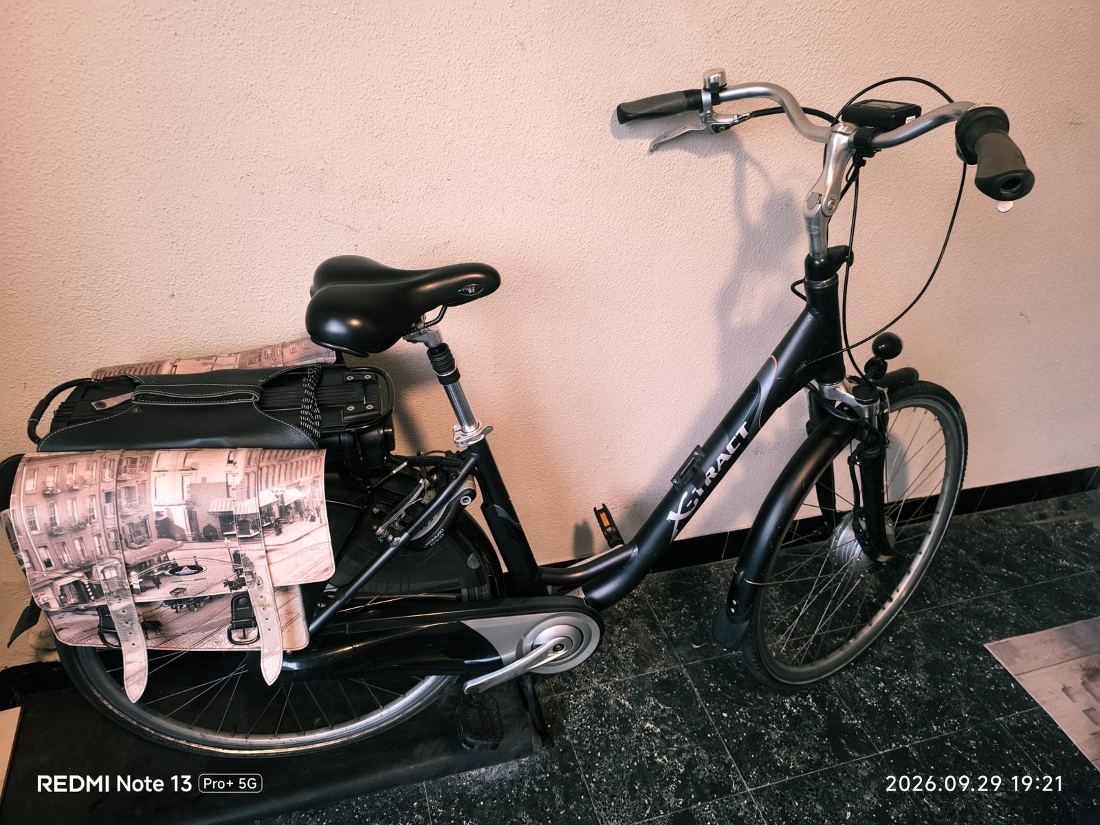 X-Tract Elektrische Damesfiets, Ophalen, Zo goed als nieuw
