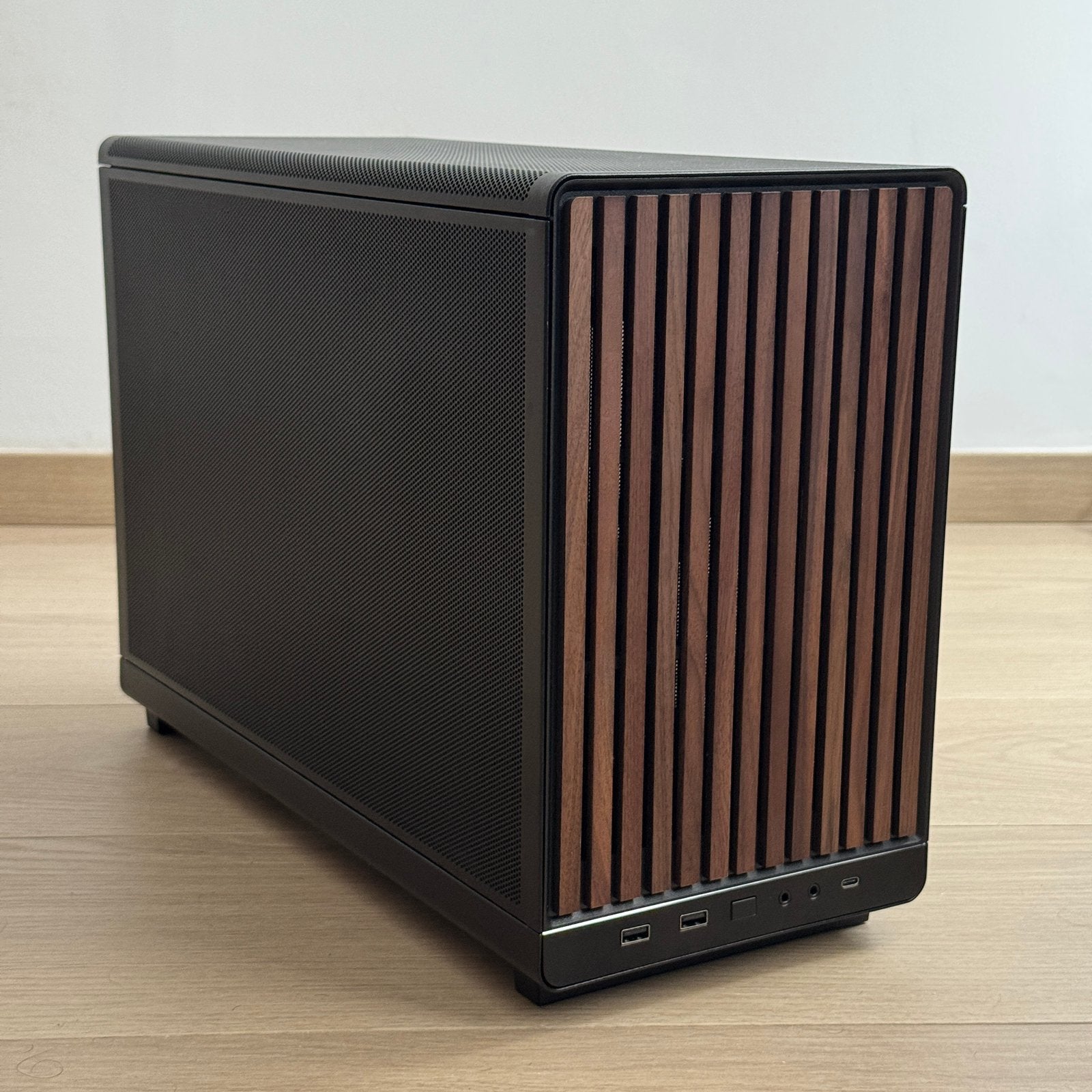 Lian Li A3-mATX premium computerbehuizing, Ophalen, Zo goed als nieuw