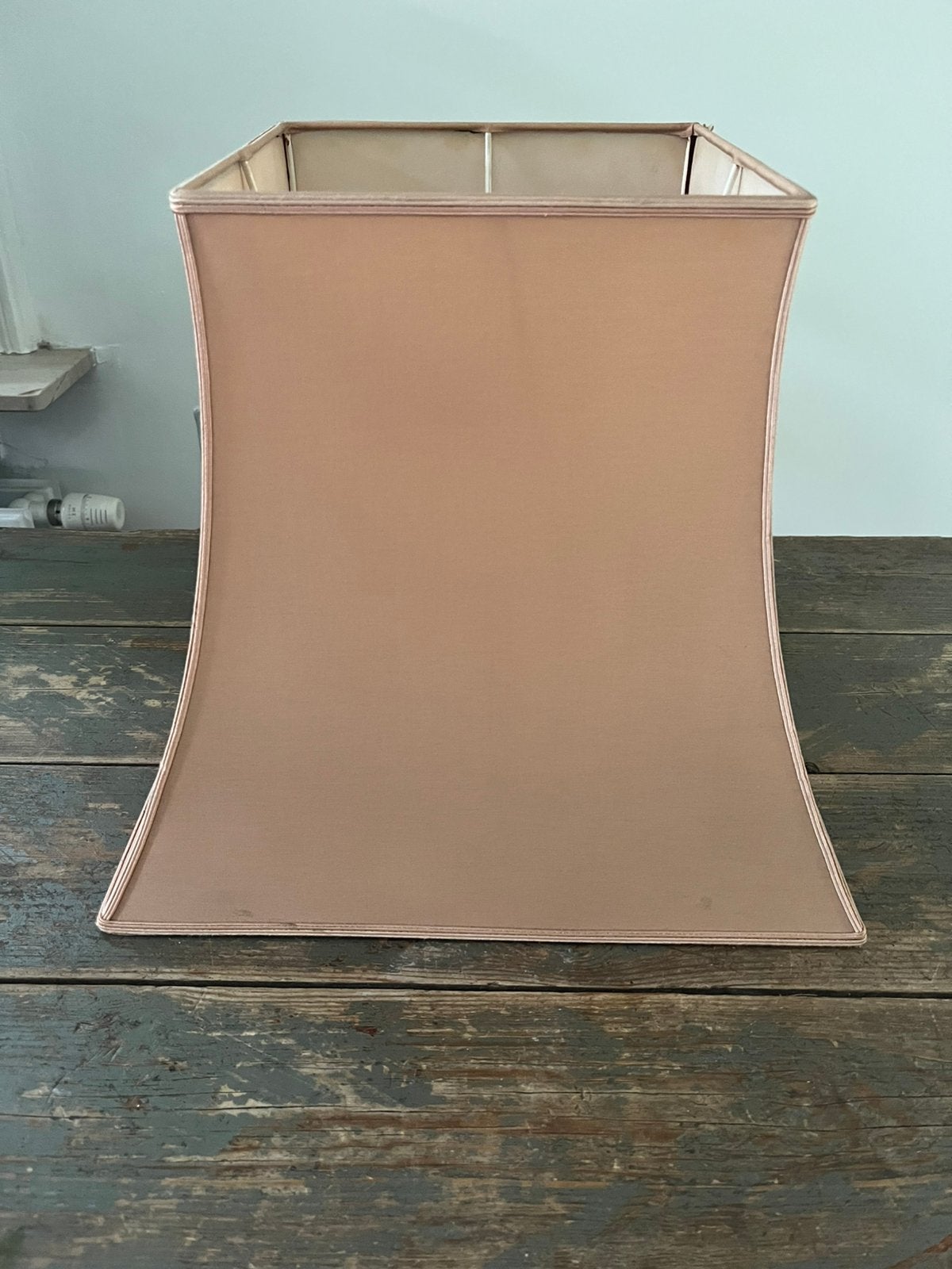 MOOIE OUDROZE VINTAGE RETRO LAMPENKAP PAGODE LAMP, Gebruikt, Tafellamp, Ophalen of Verzenden, Overige vormen