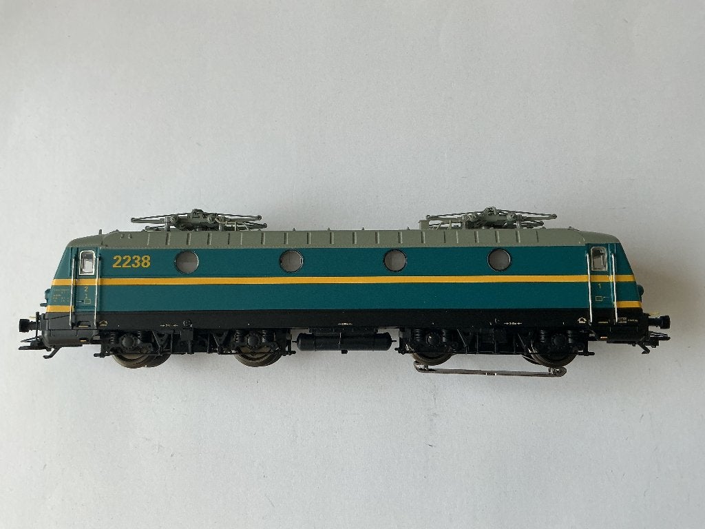 Marklin 33232.800 NMBS 2238 - nieuw, Wisselstroom, Locomotief, Nieuw, Ophalen of Verzenden