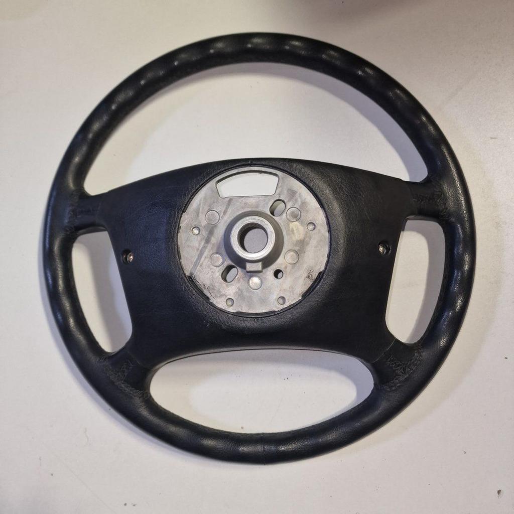 Standaard stuur leer - E38 E39 Facelift  -  1095633  4395E38, Auto-onderdelen, Gebruikt, -, -, Ophalen of Verzenden